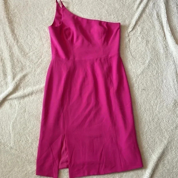 Dress the Population One Shoulder Crepe Dress - Picture 4 of 9